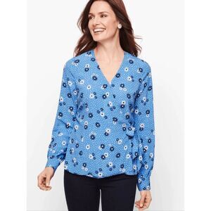 Talbots Women’s Blue Floral Dot Faux Wrap Blouse Size 1X Plus Poet Sleeve V-Neck